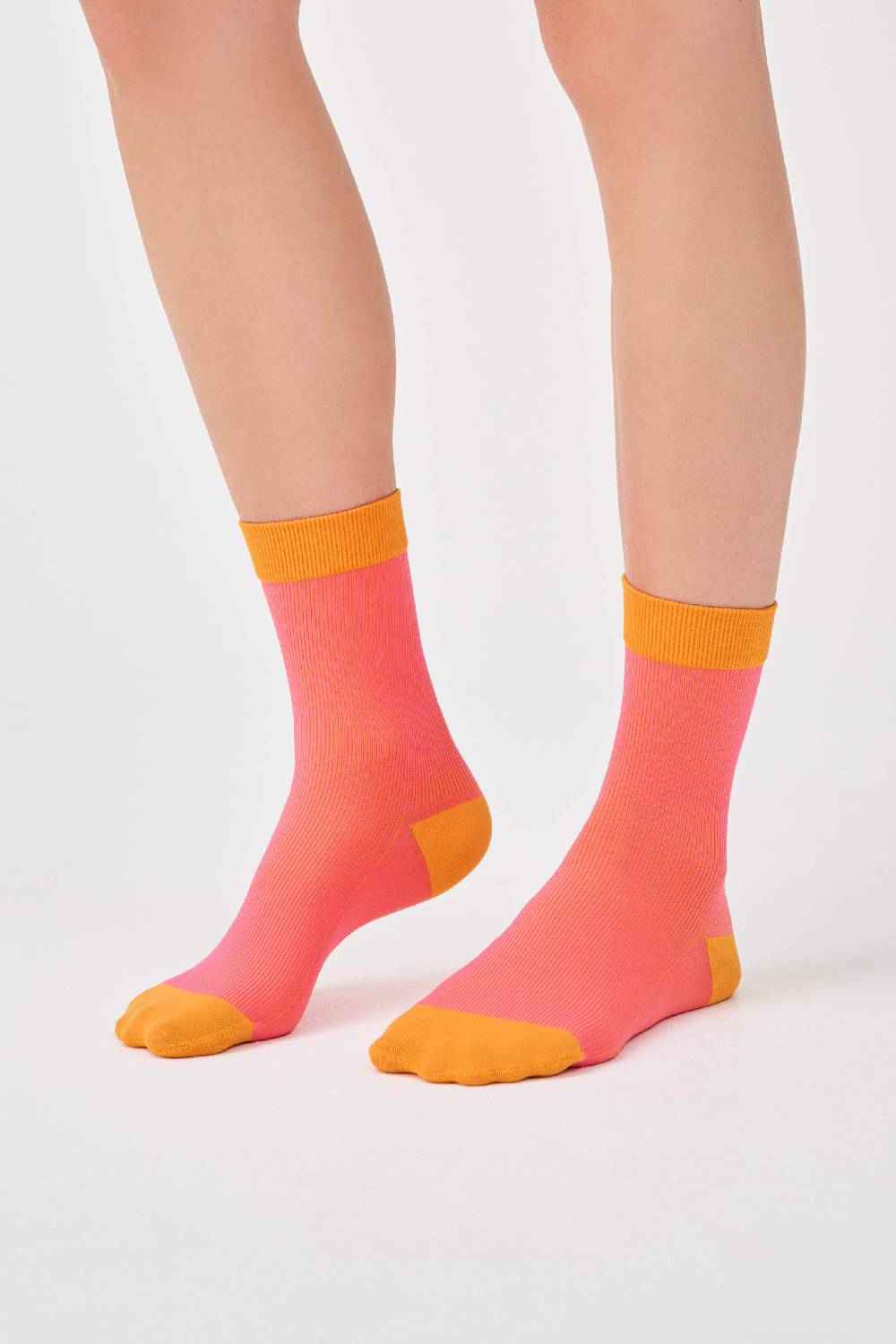 Item M6 Socks Sneaker Striped Kostenlose Rückgabe