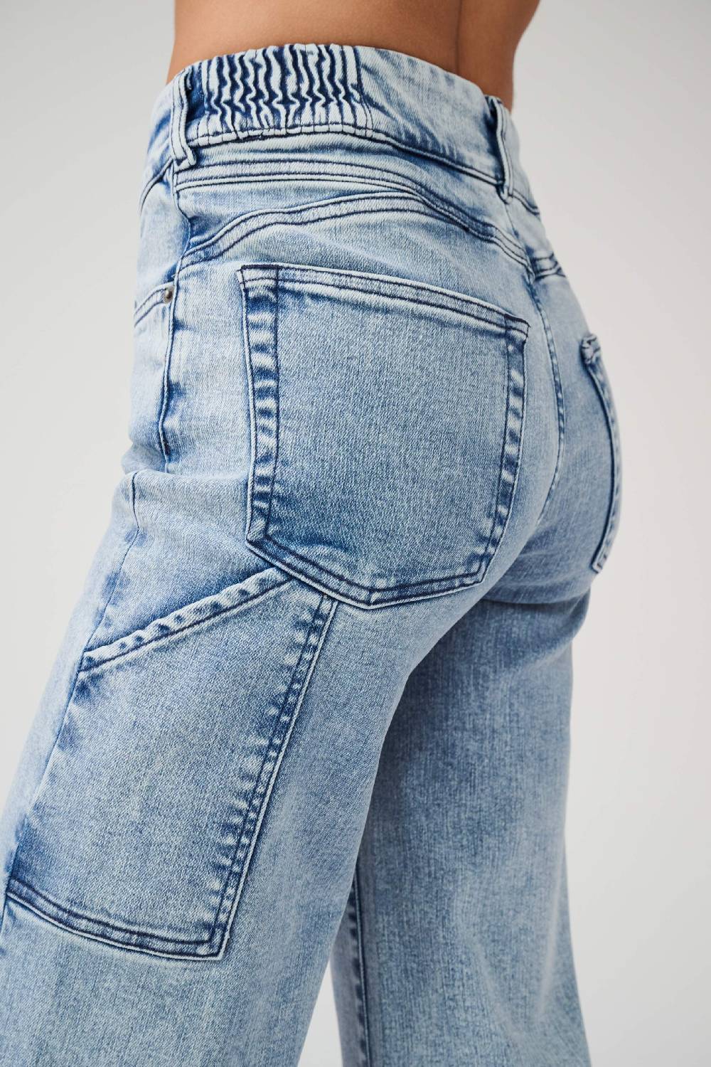 Item M6 Wide Legged High Rise Denim Clearance-Verkauf
