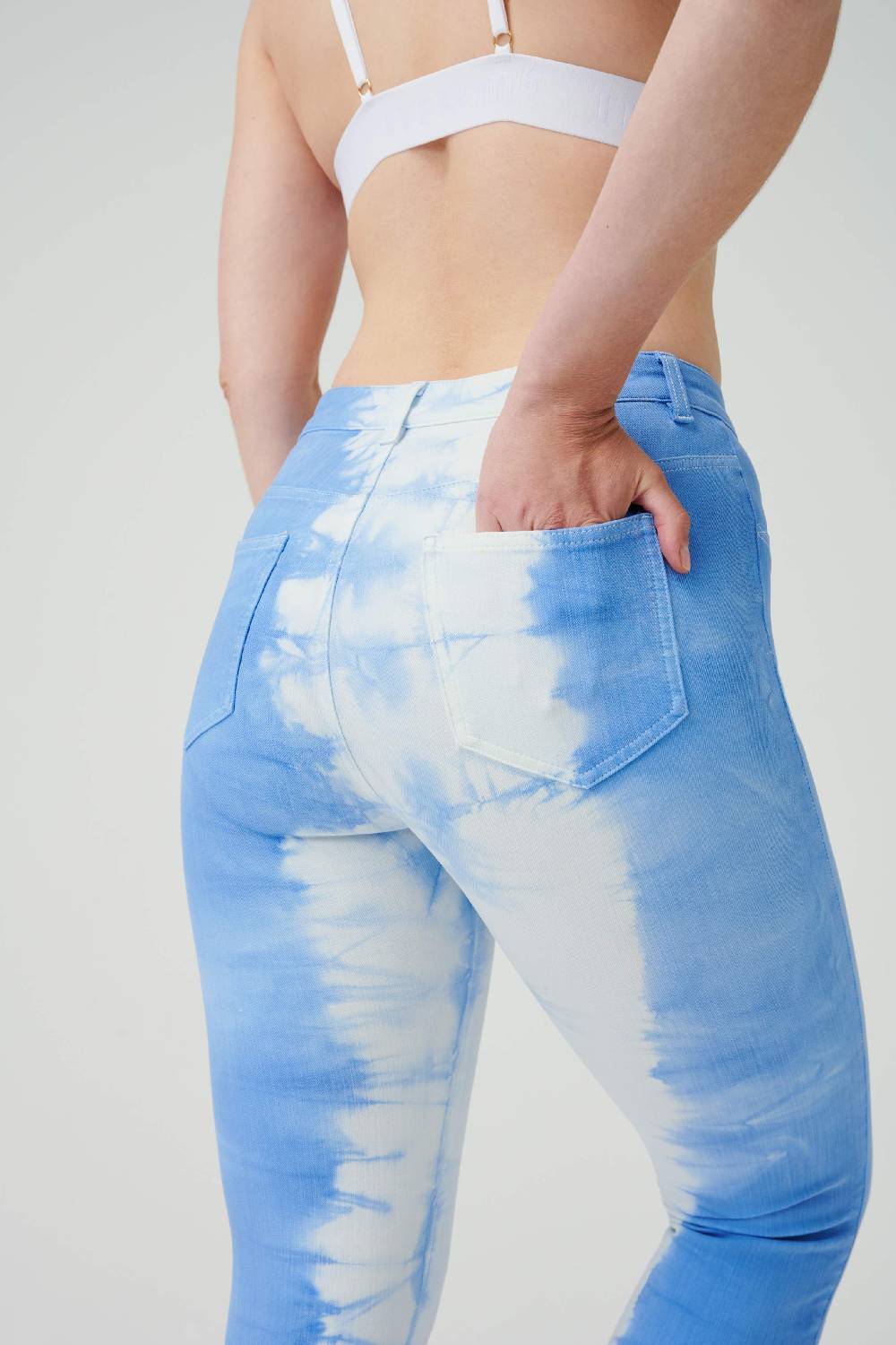 Item M6 Cropped High Rise Pants Blitzverkäufe