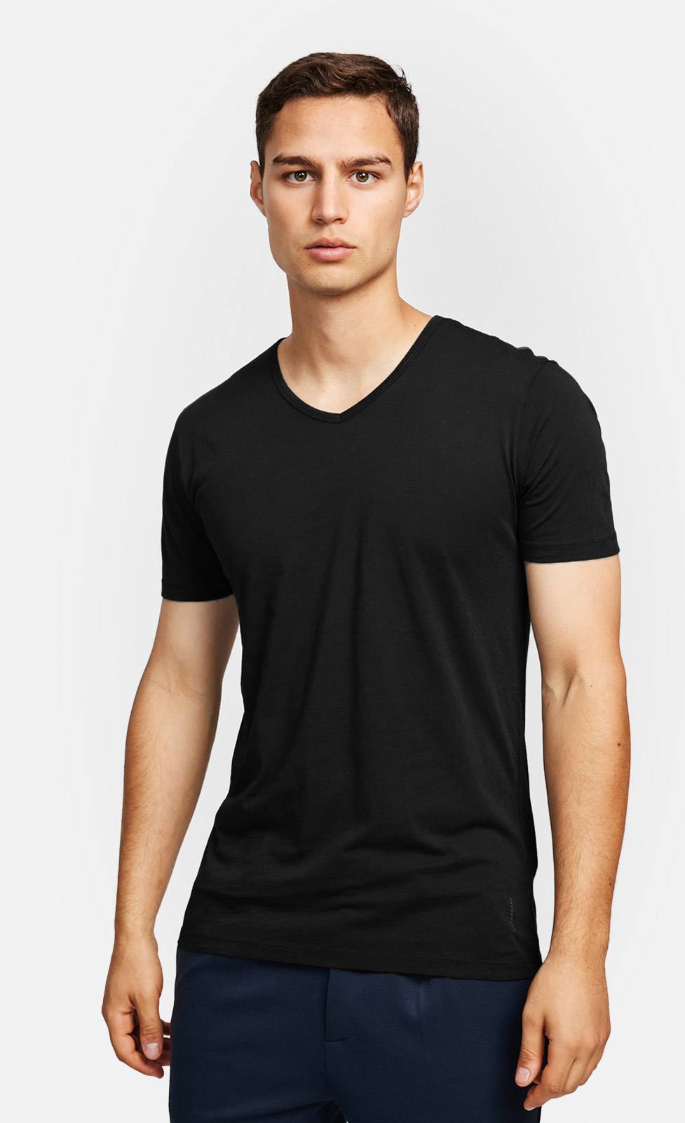 Kiefermann Darius Baumwoll-T-Shirt mit V-Ausschnitt zollfrei