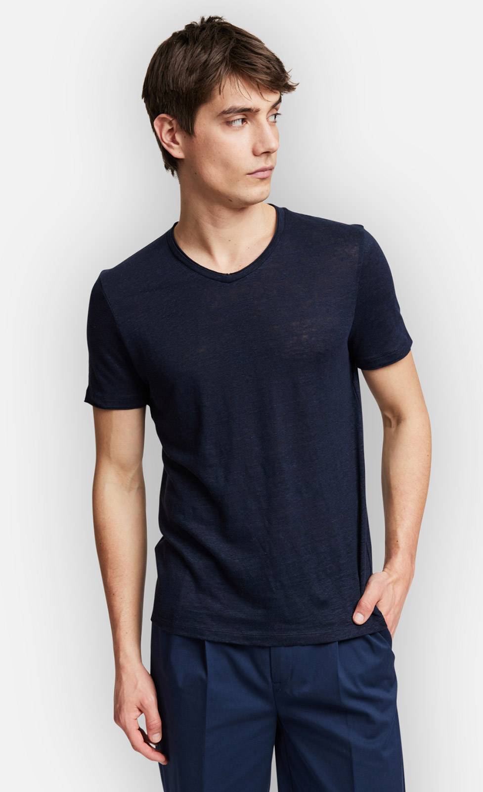 Kiefermann Flynn Leinen-T-Shirt mit V-Ausschnitt Verkauf