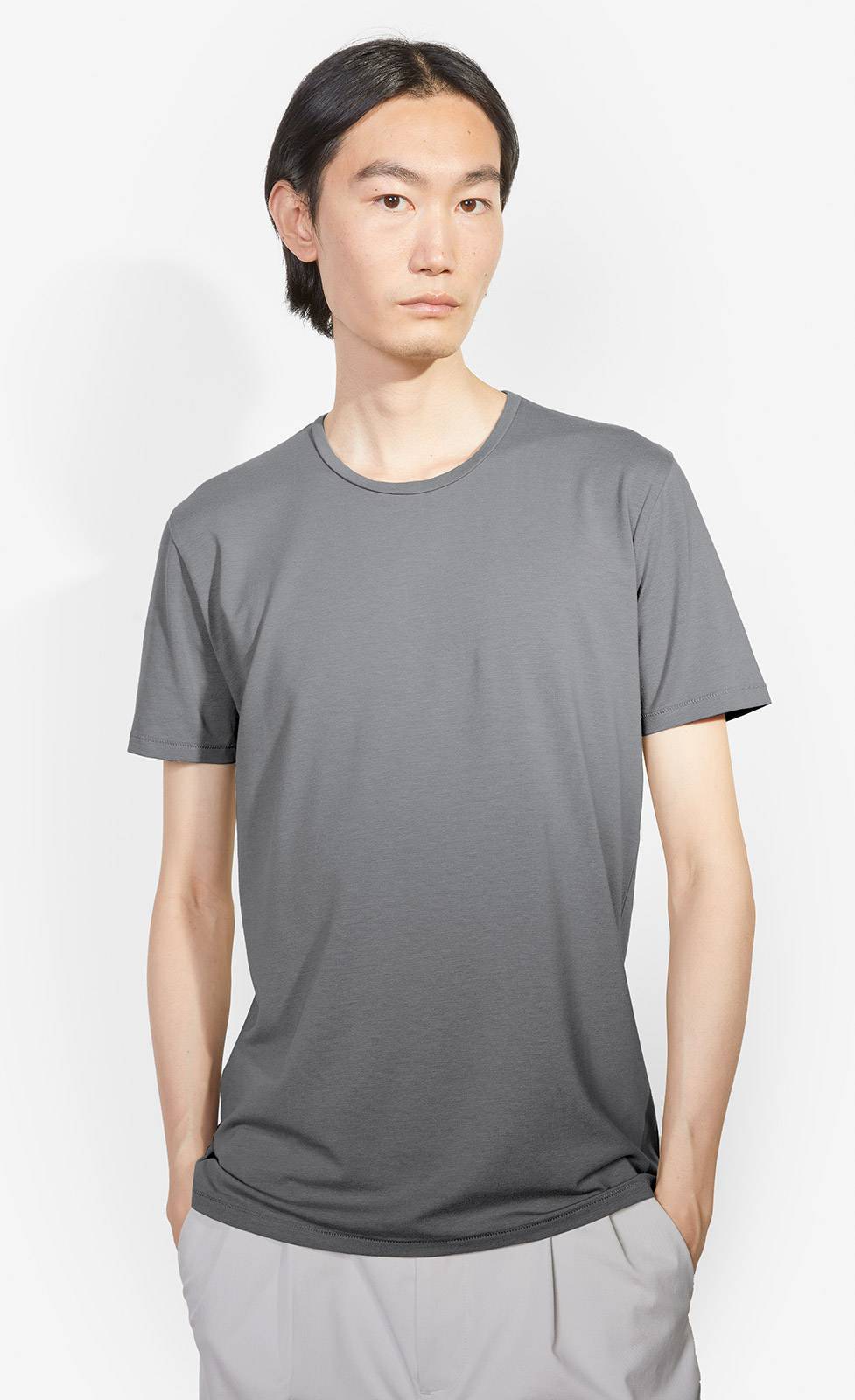 Kiefermann Hero Rundhals T-Shirt aus Baumwolle und Modal im Angebot