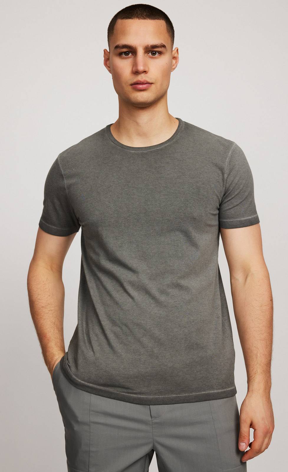Kiefermann Robin Überfärbtes Rundhals-T-Shirt Osterangebot
