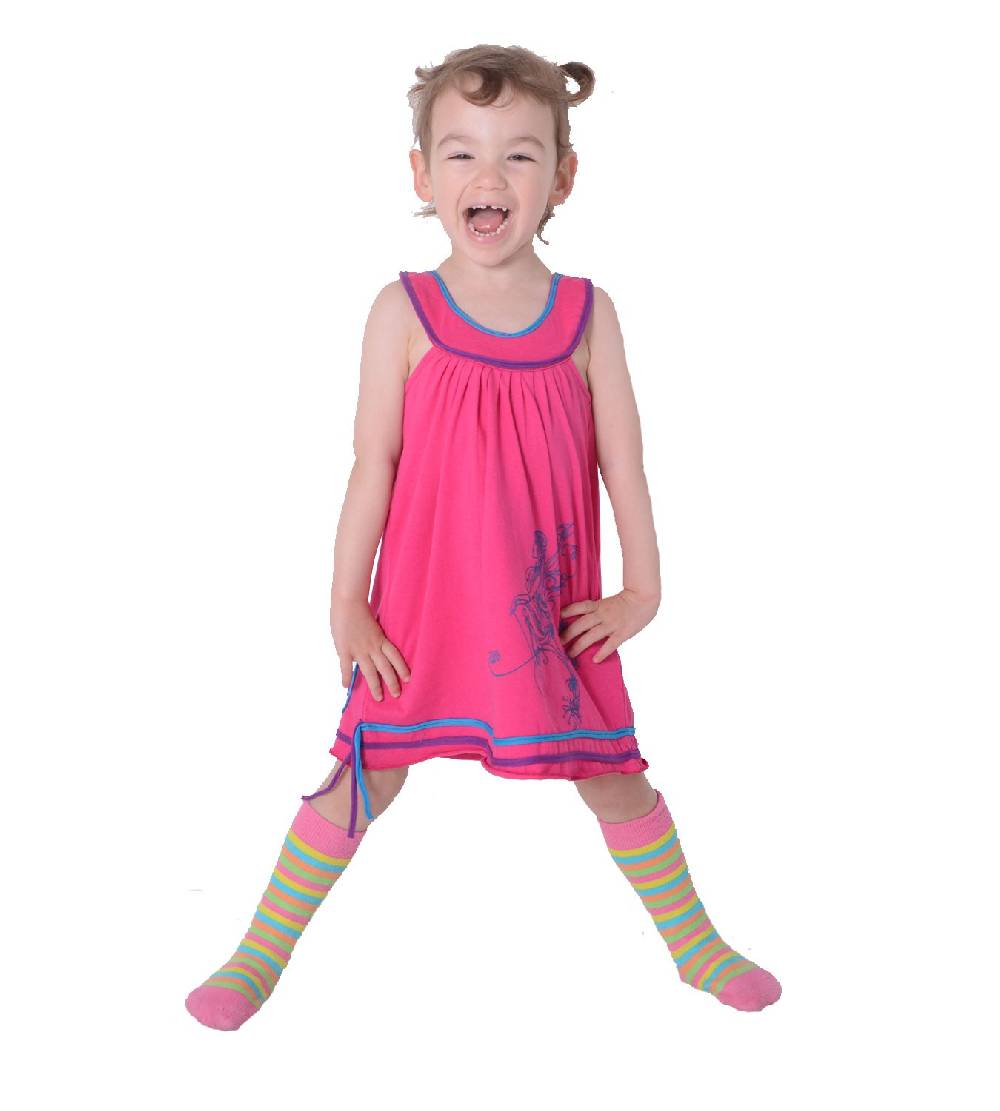 Kunst Und Magie Luftiges Sommerkinderkleid Elfenmotiv mit aufwendiger Stickborte Hippie im Angebot
