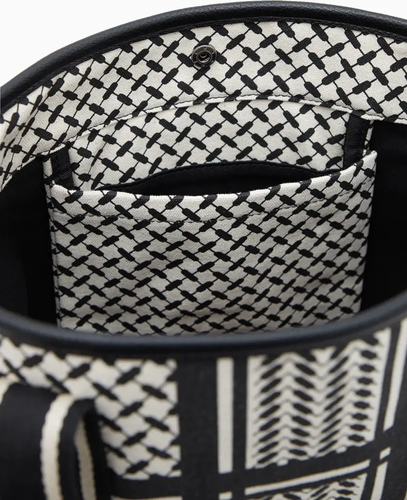 Lala Berlin Tote Carmela 2.0 canvas heritage stripe black Bis zu 60% Rabatt