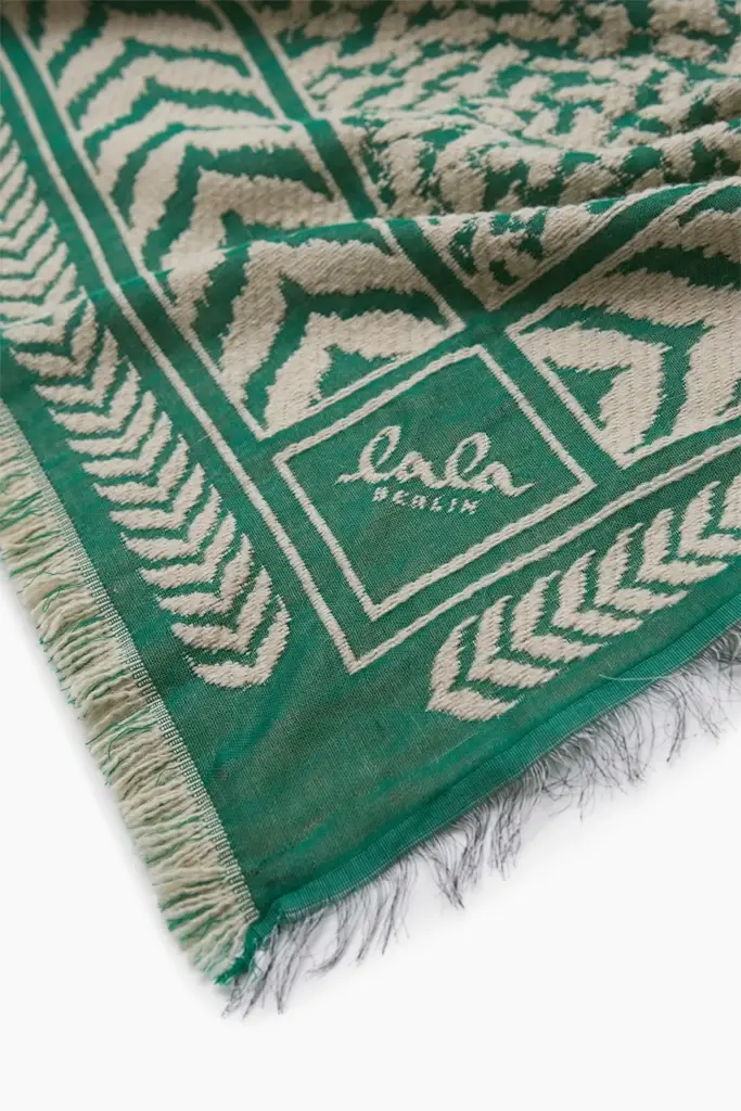 Lala Berlin Triangle Anmye wool mix green/sand Discount Store für neue Produkte