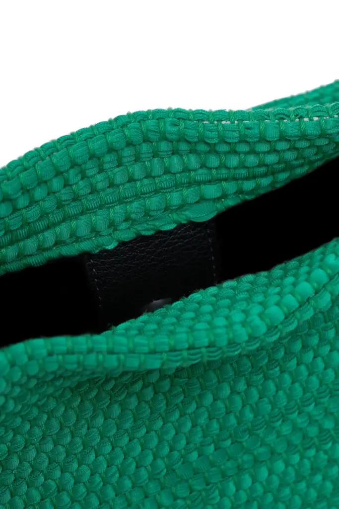 Lala Berlin Small Crossbody Mimi polyester green carpet weave Kostenloser Versand