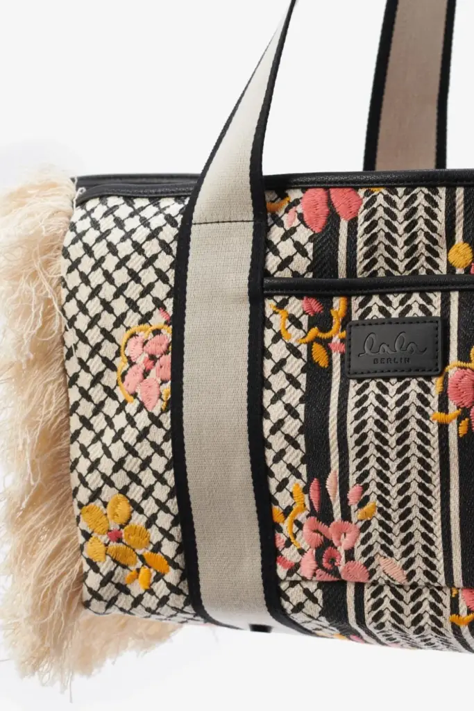 Lala Berlin Big Bag Muriel stitched canvas heritage embroidery flower Fabrik Onlineshop