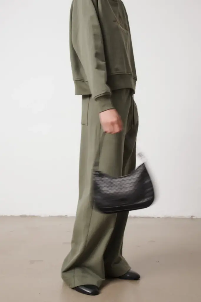 Lala Berlin Sweatpants Pylo cotton olive Tägliche Deals
