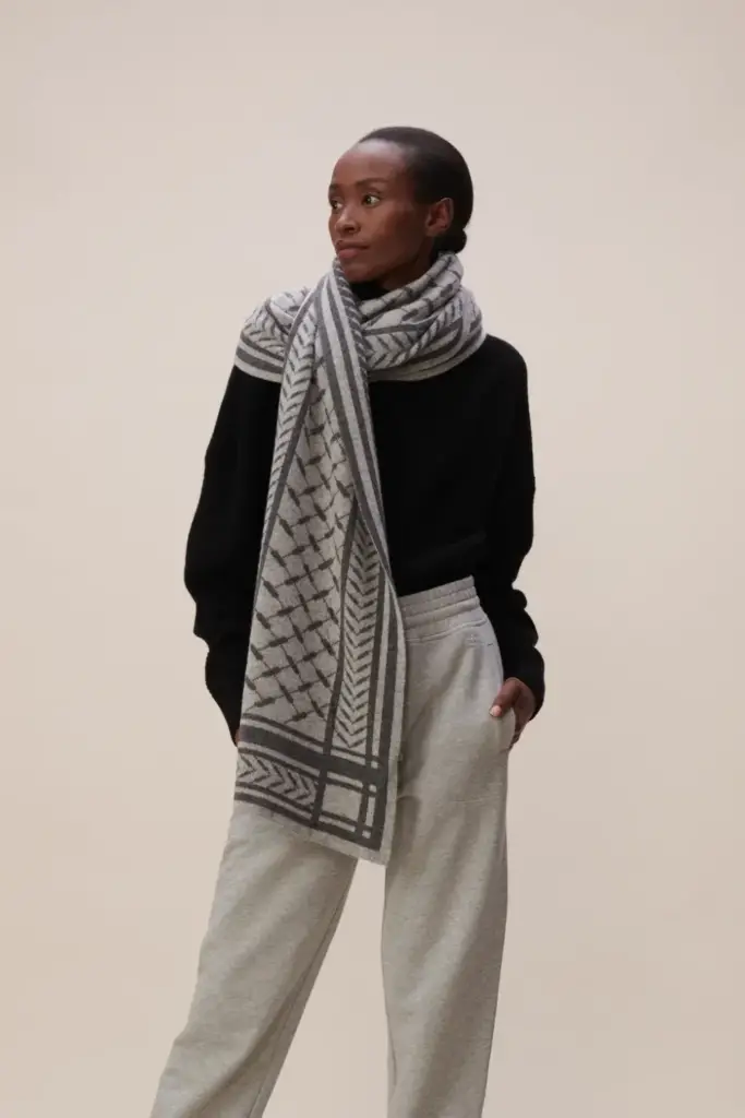 Lala Berlin Scarf Chuck cashmere light grey Wochenangebot