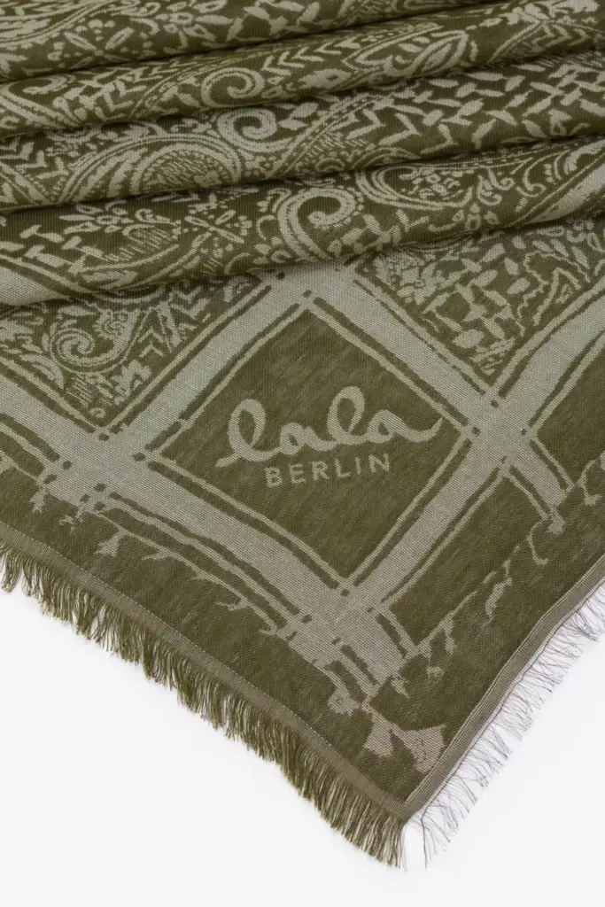 Lala Berlin Triangle Amalin viscose mix maze garden olive Letzter Tag