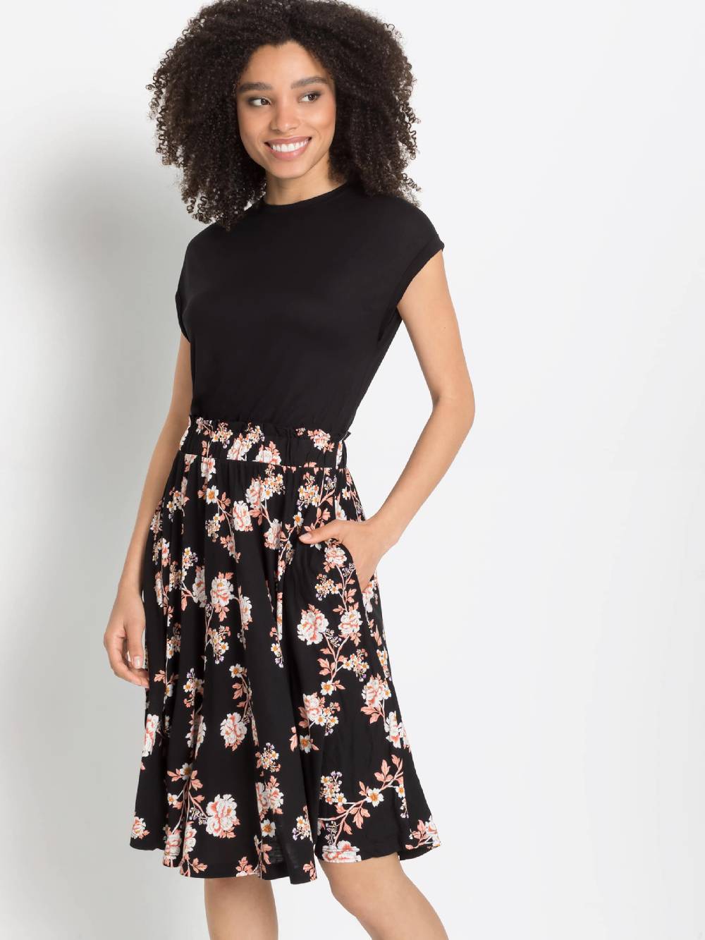 LASCANA Dress in Black 2025