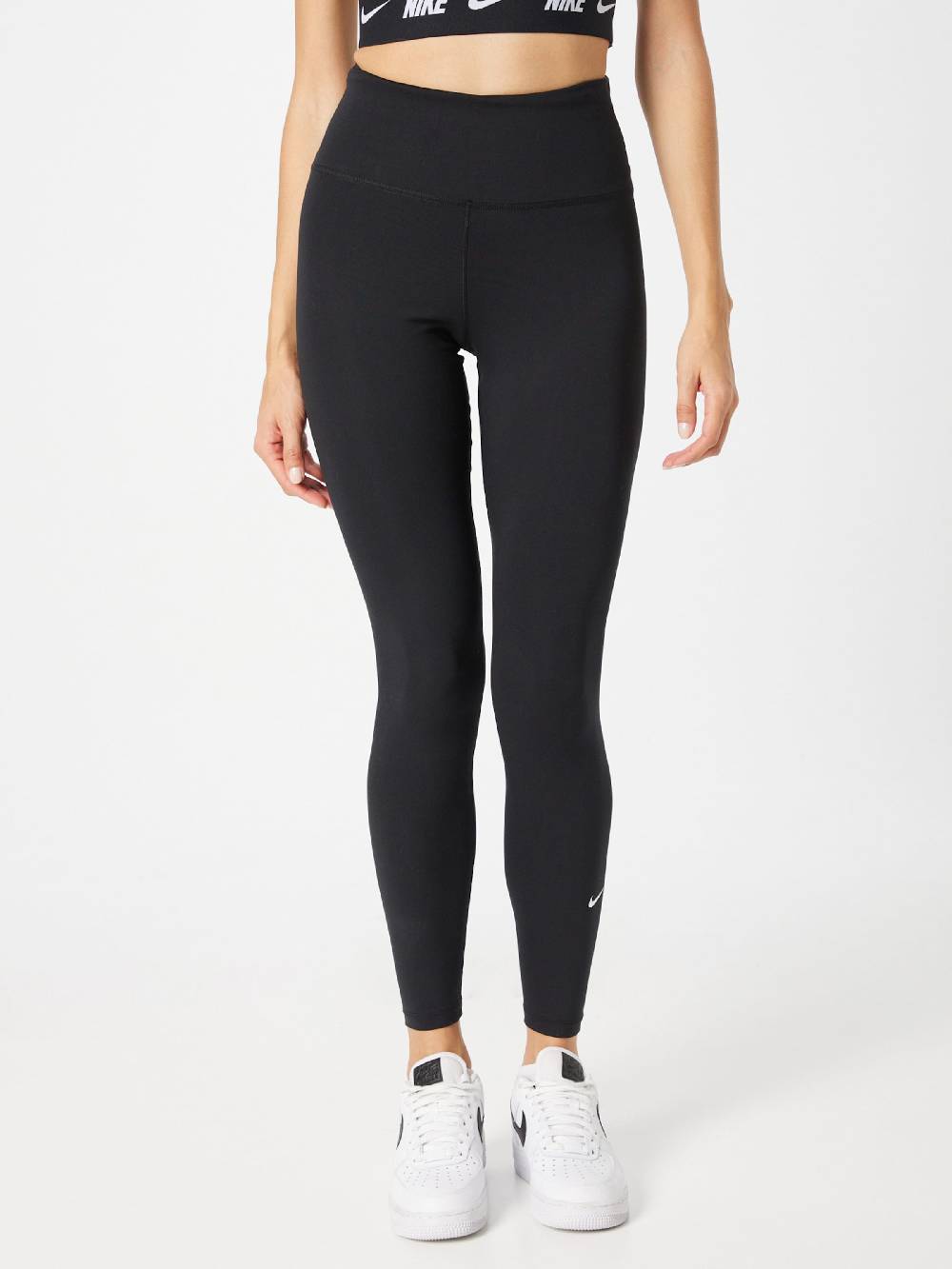 NIKE Skinny Workout Pants 'One' in Black Begrenzt auf 3 Tage