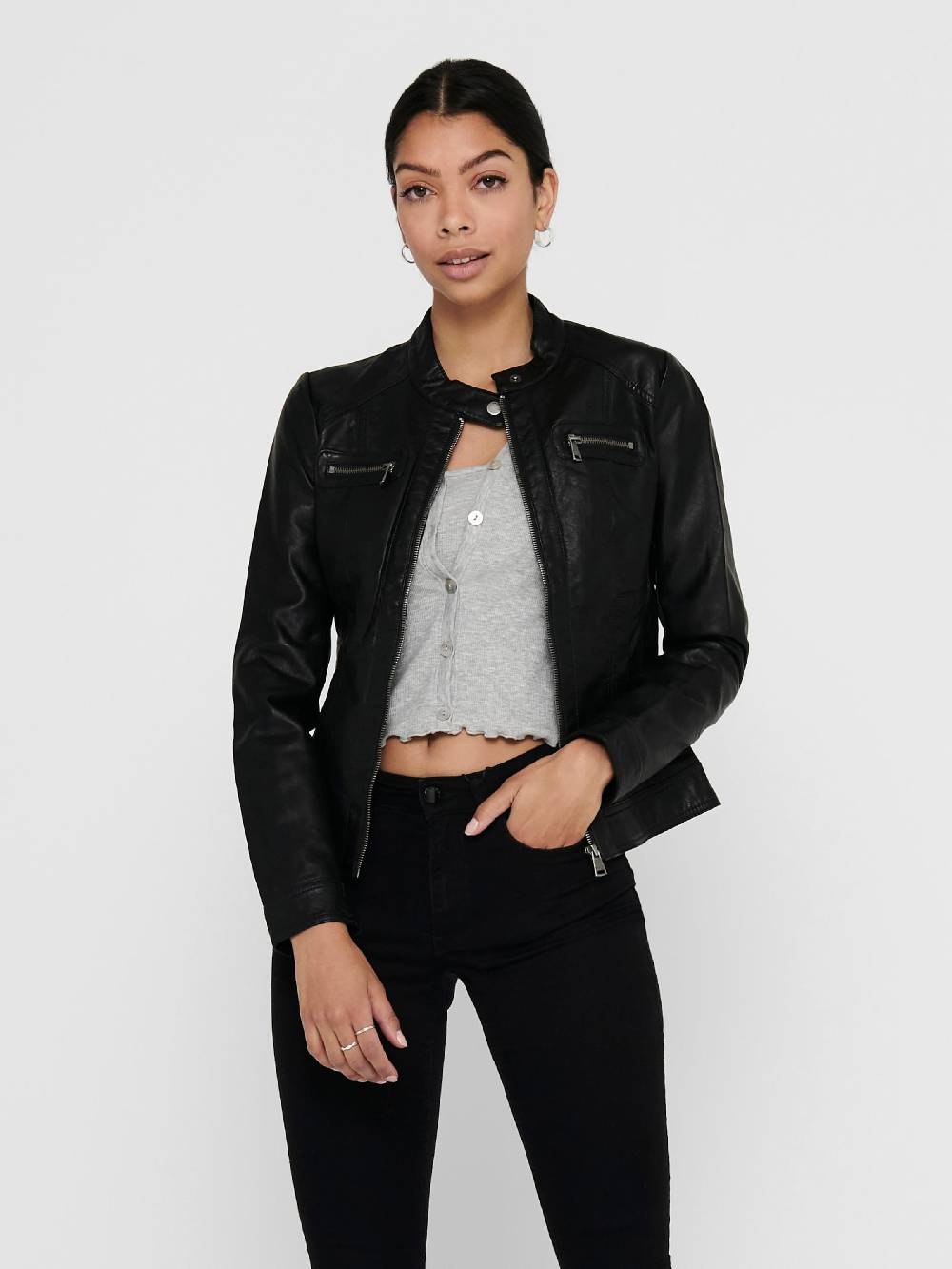 ONLY Between-Season Jacket 'Bandit' in Black Rabatt