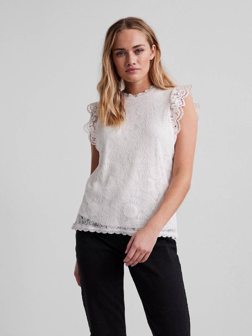 PIECES Blouse 'PCOLLINE' in White Bestseller
