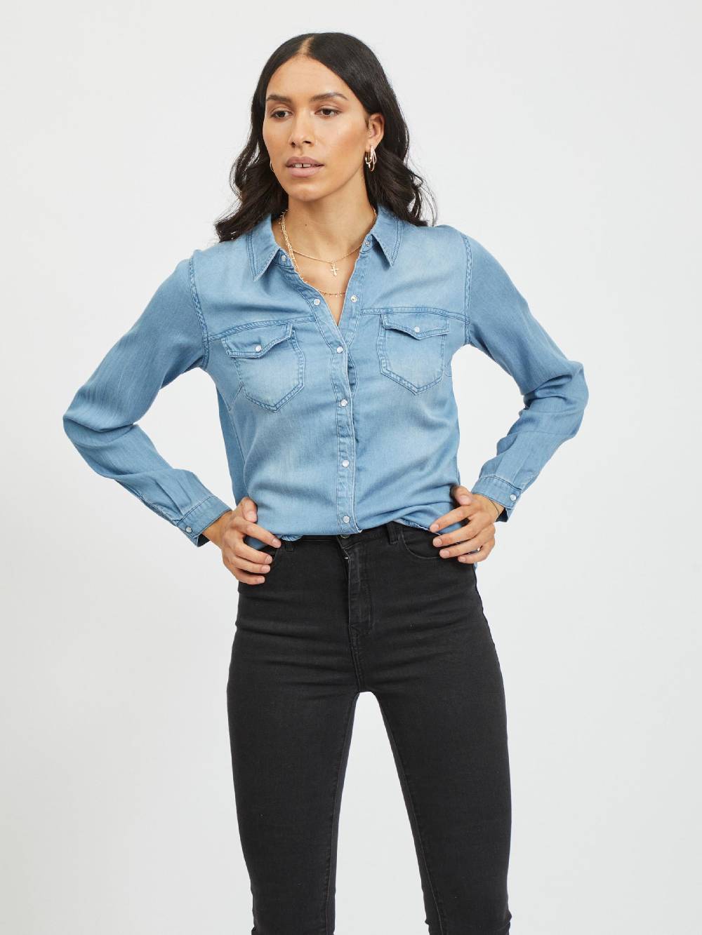 VILA Blouse 'Bista' in Light Blue Begrenzte Freigabe