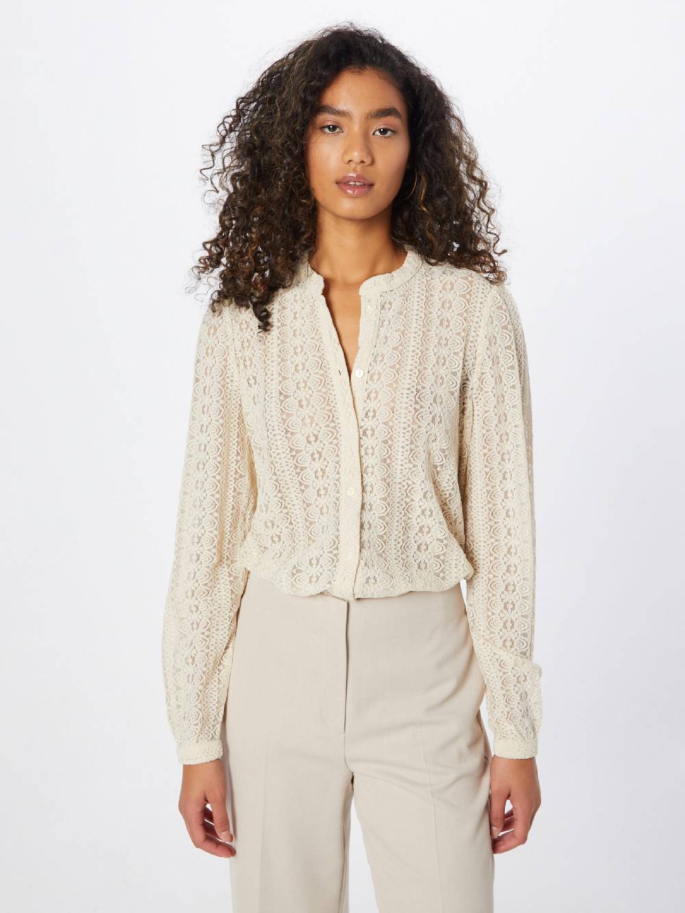 VILA Blouse 'VIChikka' in Cream JETZT KAUFEN