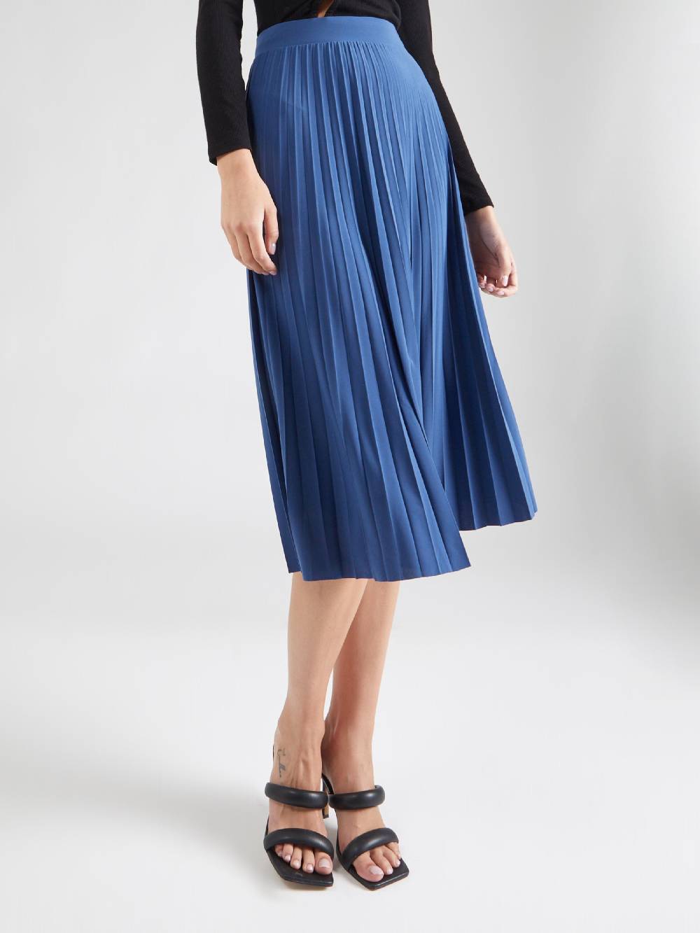 SISTERS POINT Skirt in Dark Blue Schlussverkauf