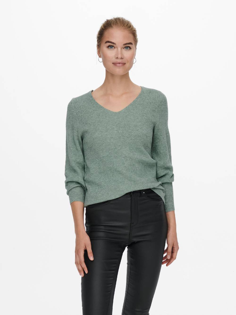 ONLY Sweater 'ONLAtia' in Jade Cyber Monday