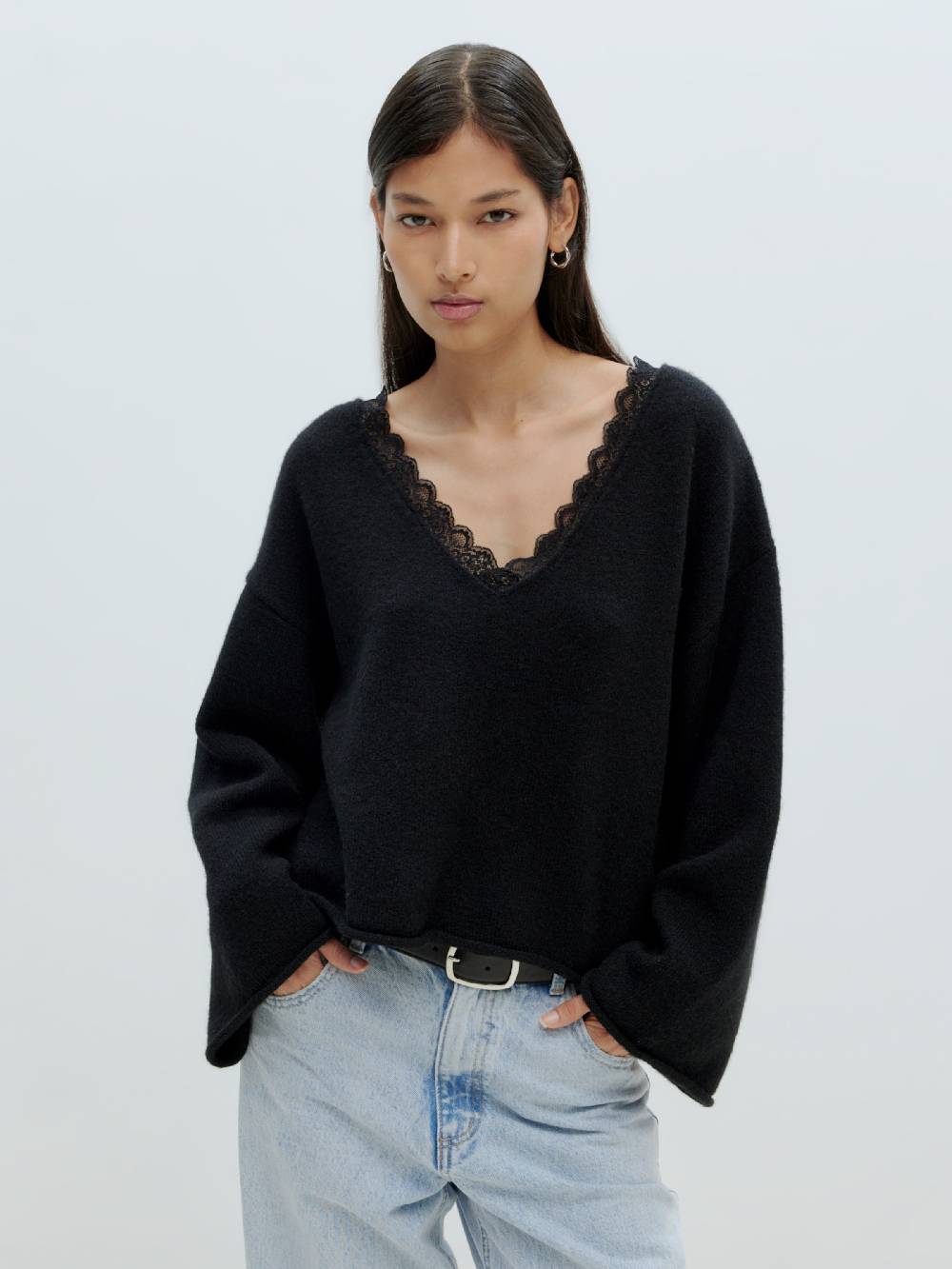 EDITED Sweater 'Amanda' in Black Saisonale Angebote