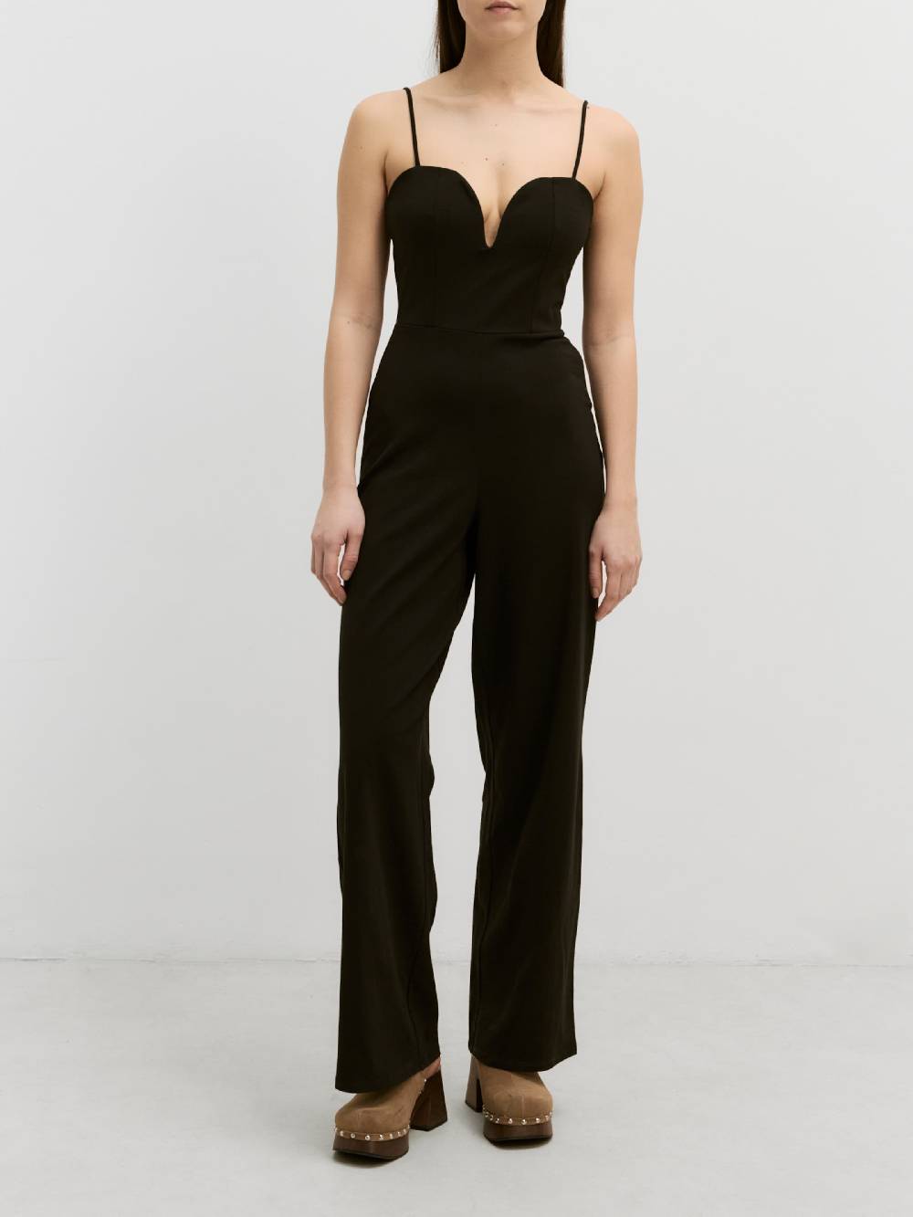 EDITED Jumpsuit 'Roxana' in Black Schlussverkauf