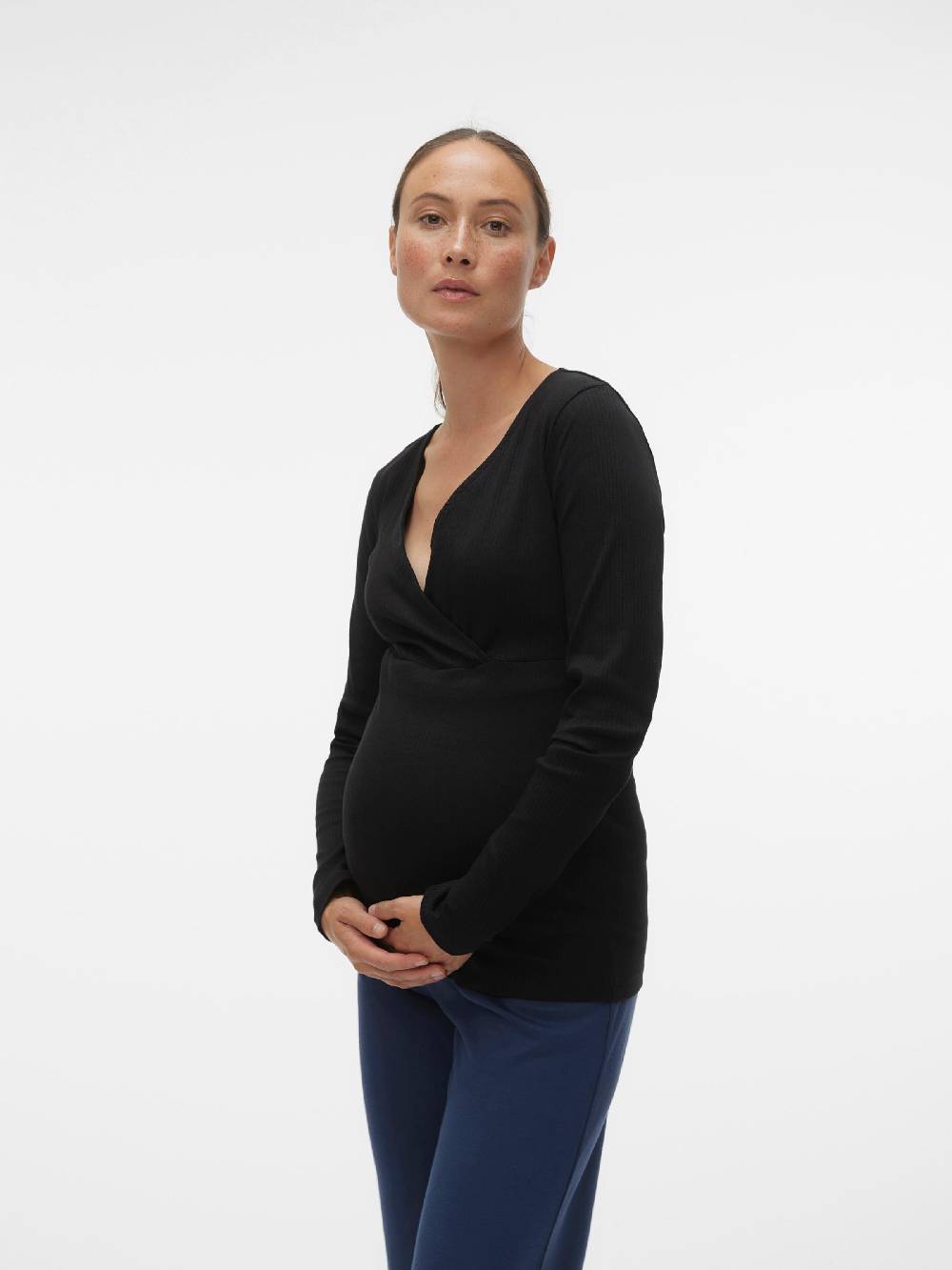 Vero Moda Maternity Shirt 'LAVENDER' in Black Sonderangebot der Fabrik