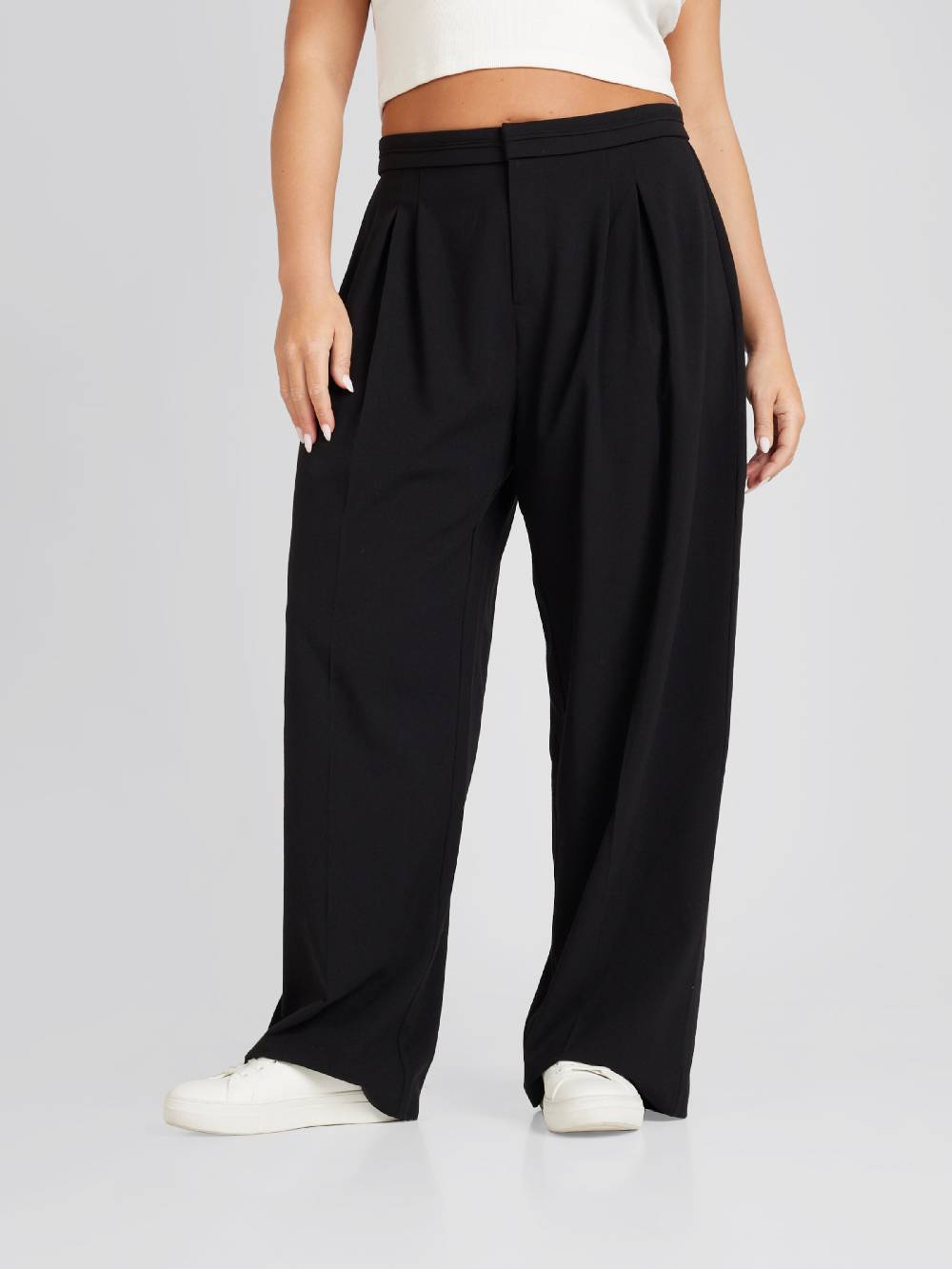 CITA MAASS co-created by ABOUT YOU Wide leg Pleat-Front Pants 'Gemma' in Black Begrenztes Angebot