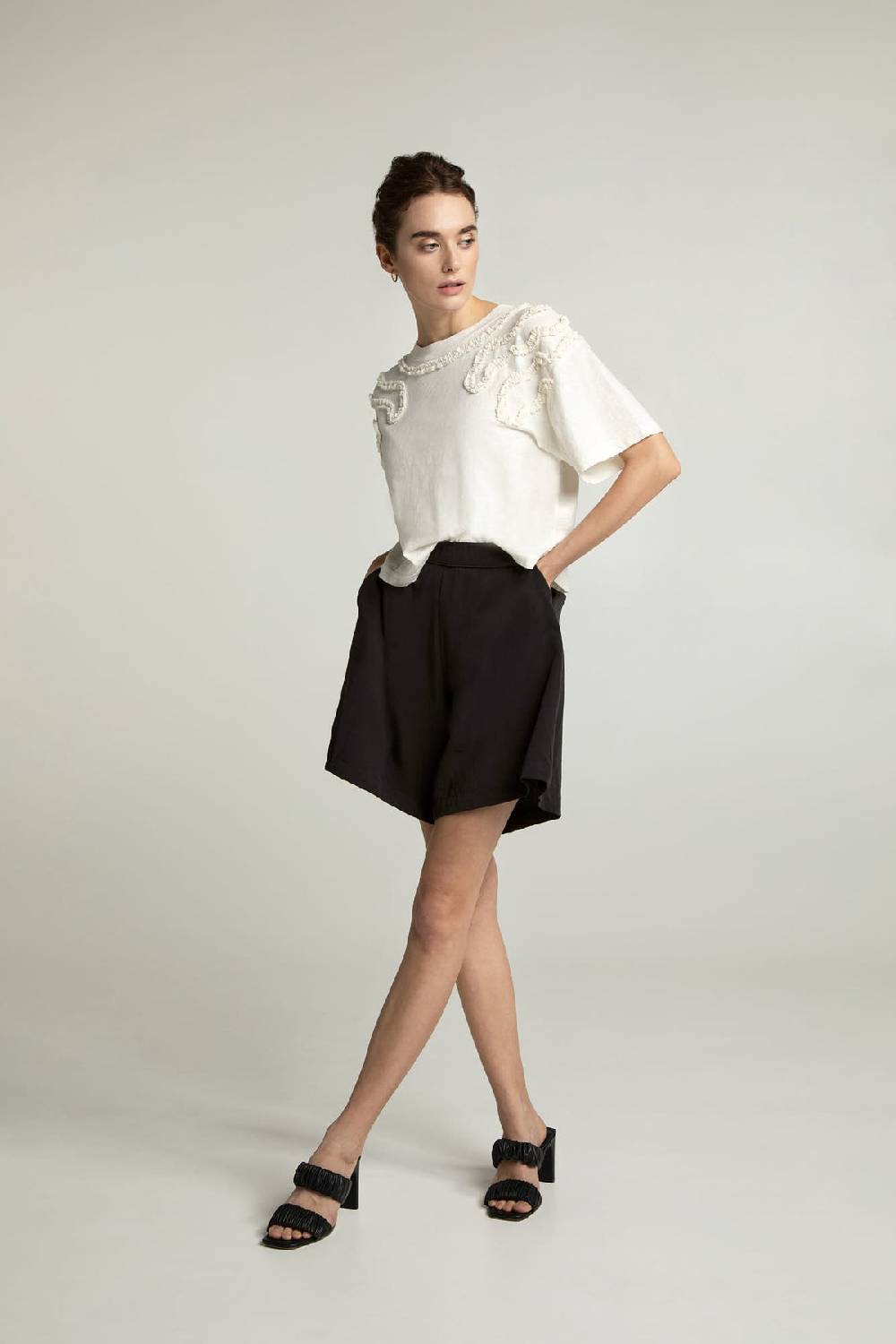 Lovjoi Shorts FELIPPA black Lagerräumung