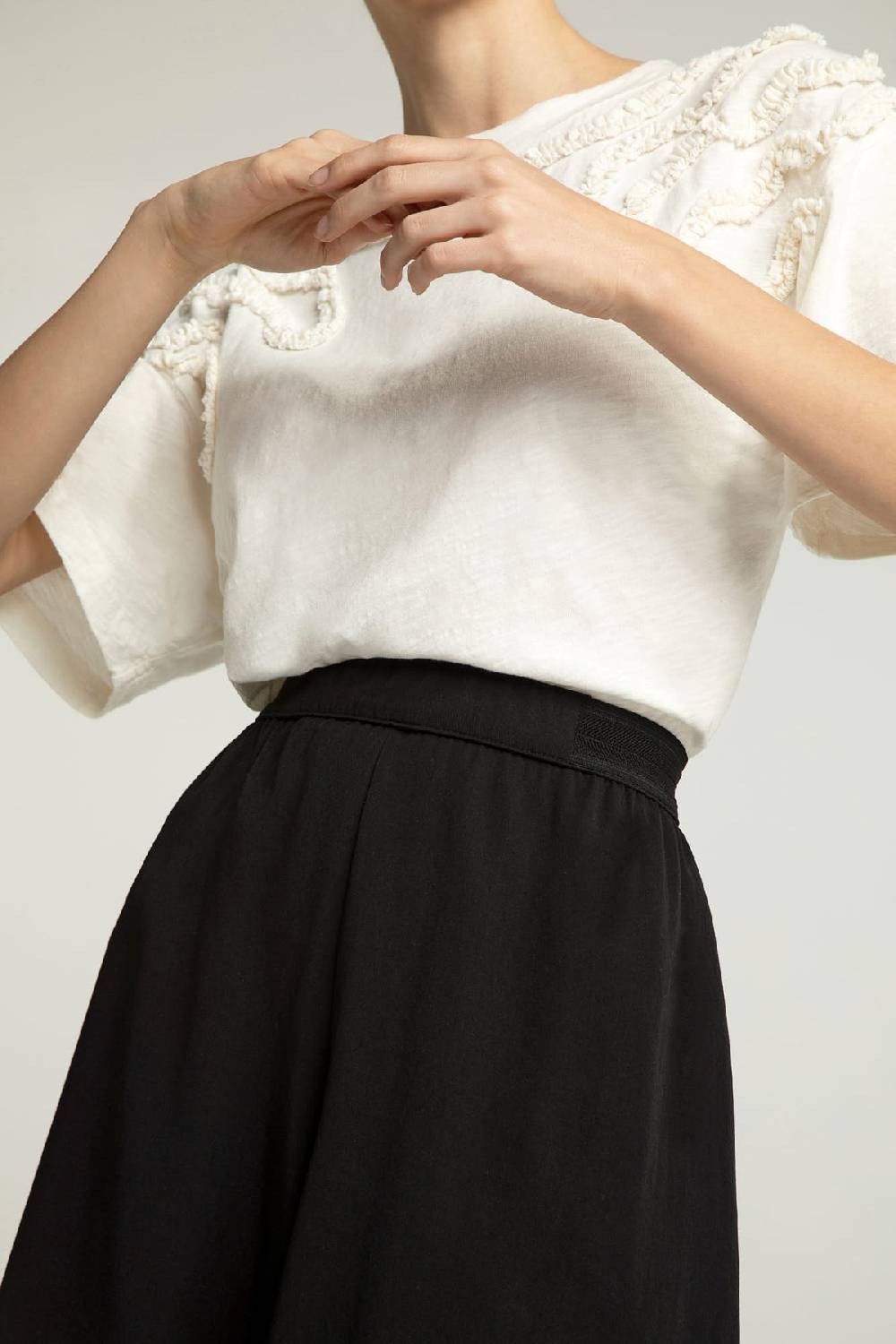 Lovjoi Shorts FELIPPA black Lagerräumung