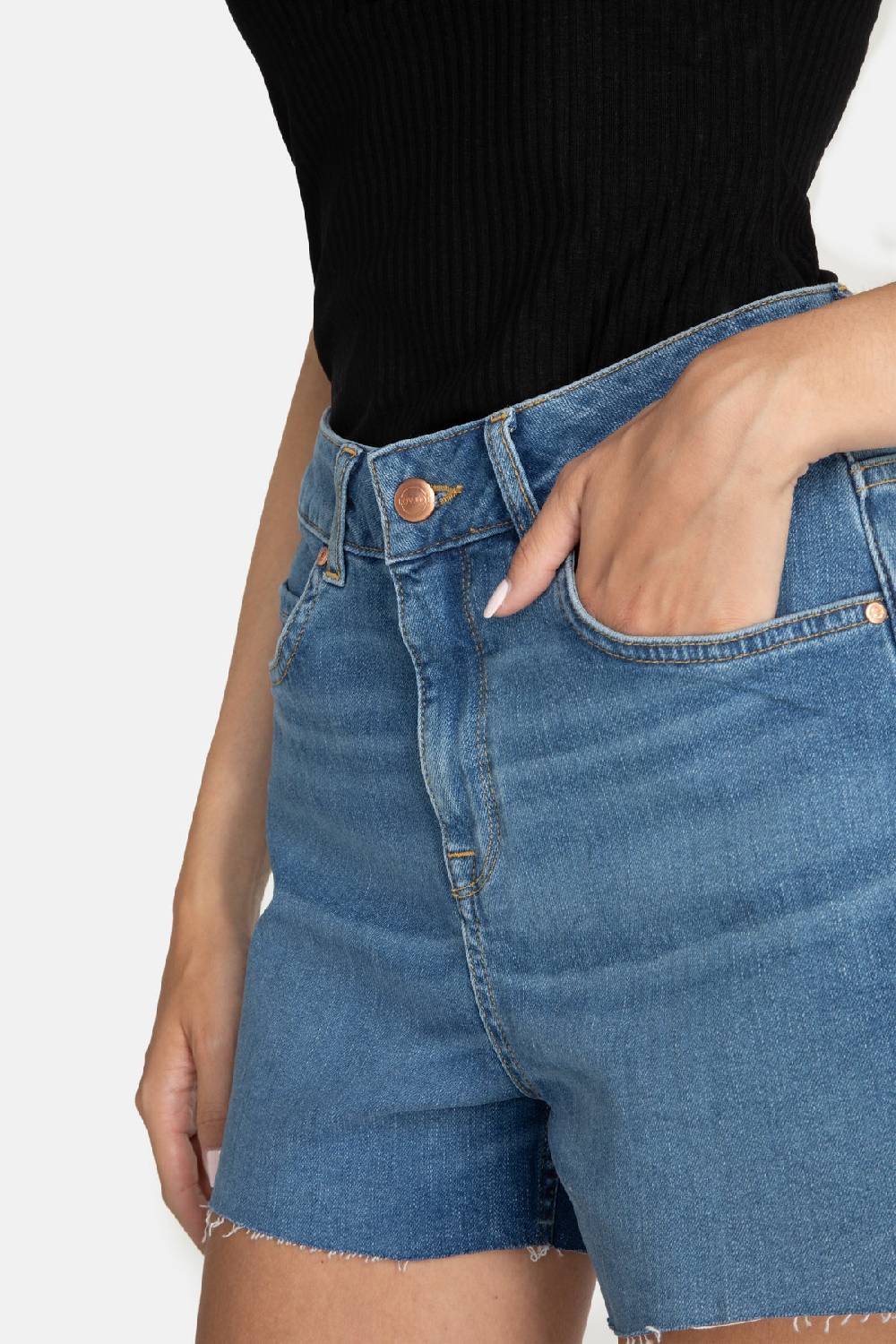 Lovjoi Jeansshorts FRITTILARY Tägliche Deals