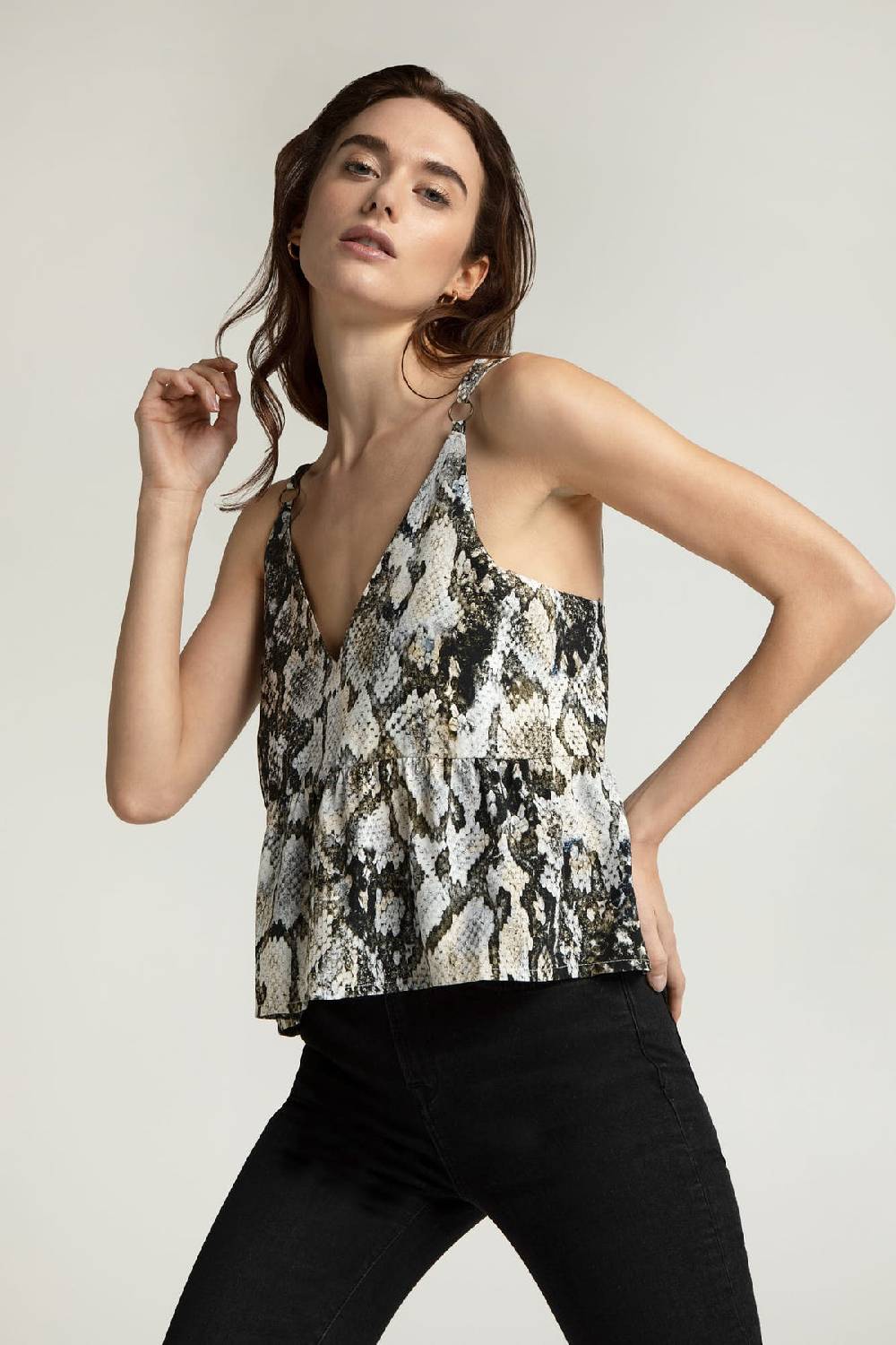 Lovjoi Top RONNIA Discount Store für neue Produkte