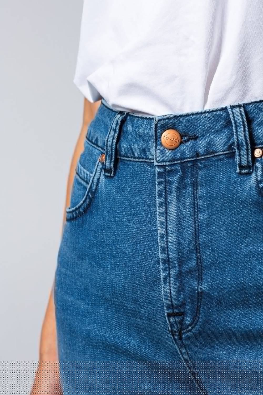Lovjoi Mom Jeans CARPINE Blue Denim Heißer Verkauf