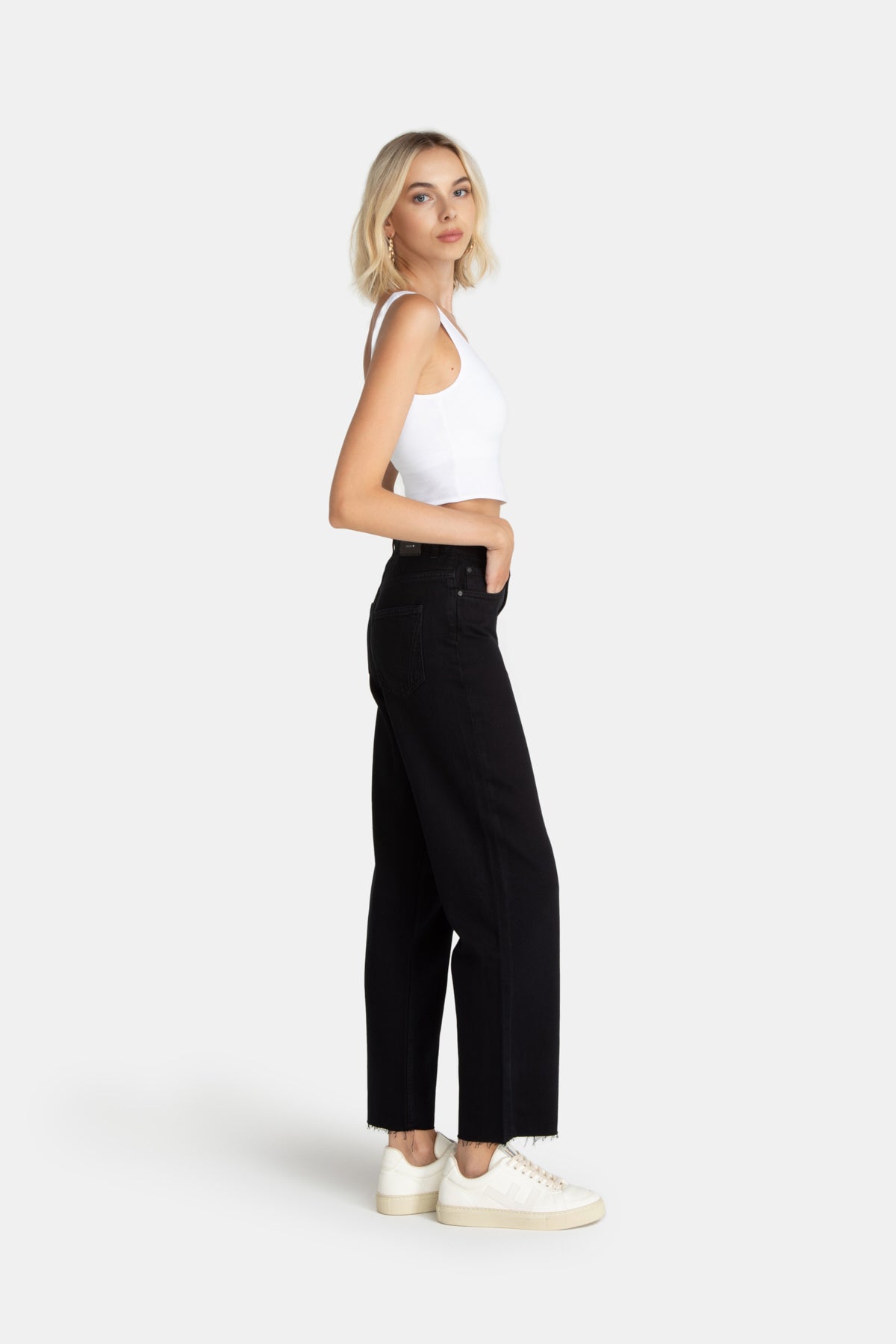 Lovjoi Straight Jeans MEDLAR Black Overdyed Neueste Mode