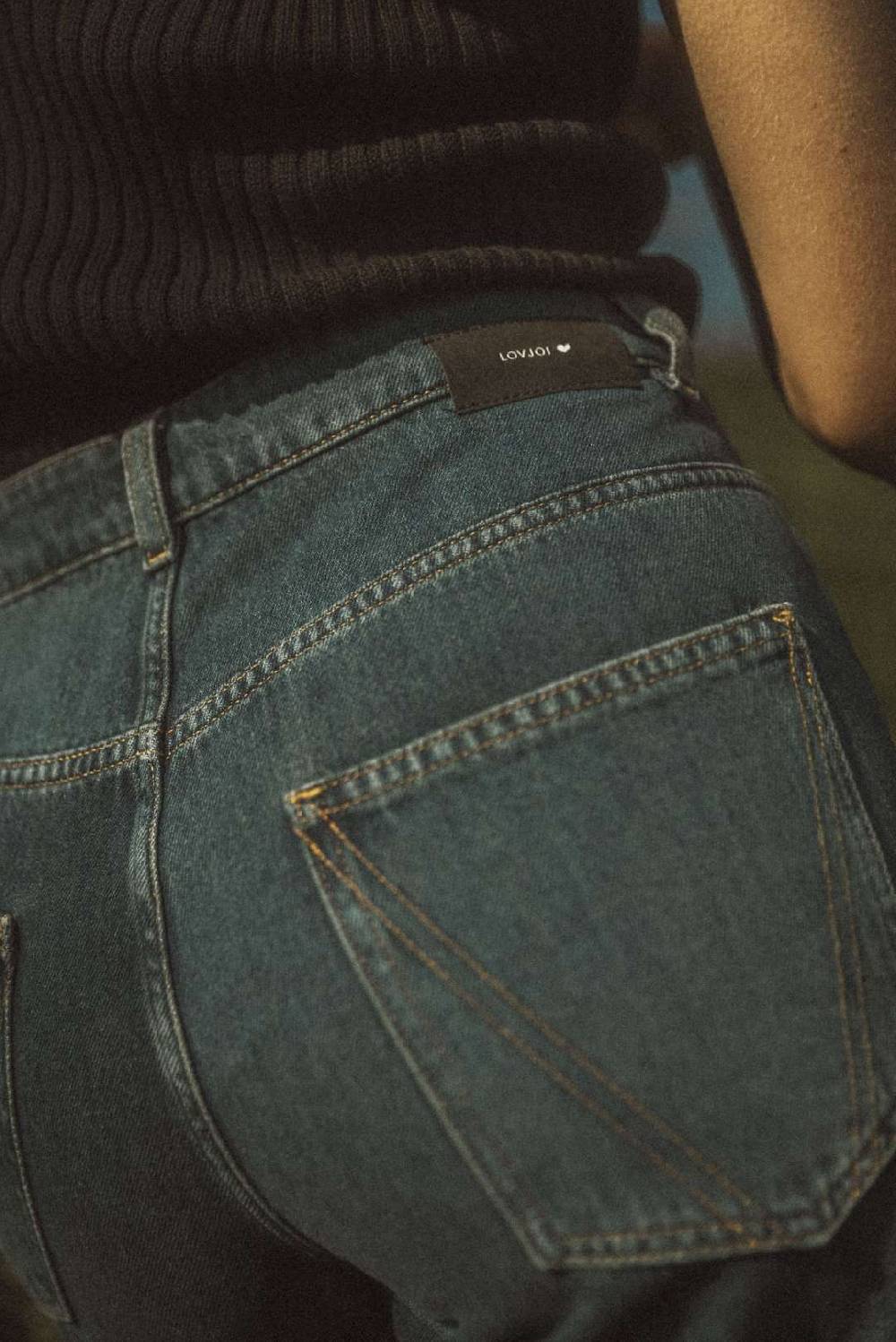 Lovjoi Straight Jeans MEDLAR Middark Online Outlet