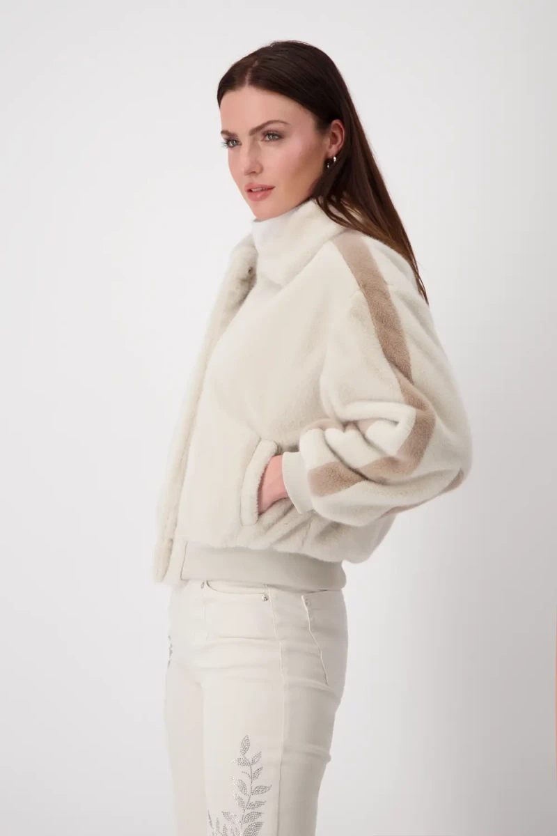 Monari Flauschige Jacke Wochenangebot
