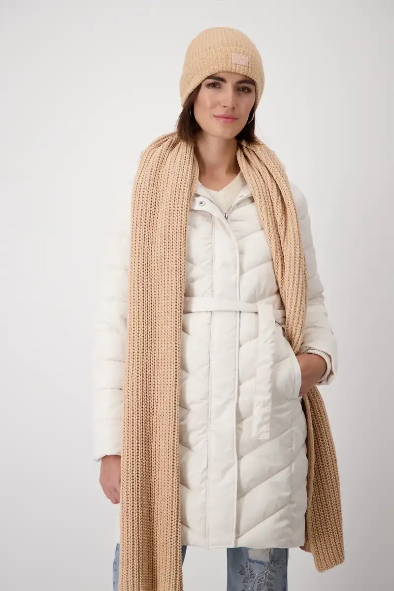 Monari Mütze mit Patch Bis zu 50% Rabatt