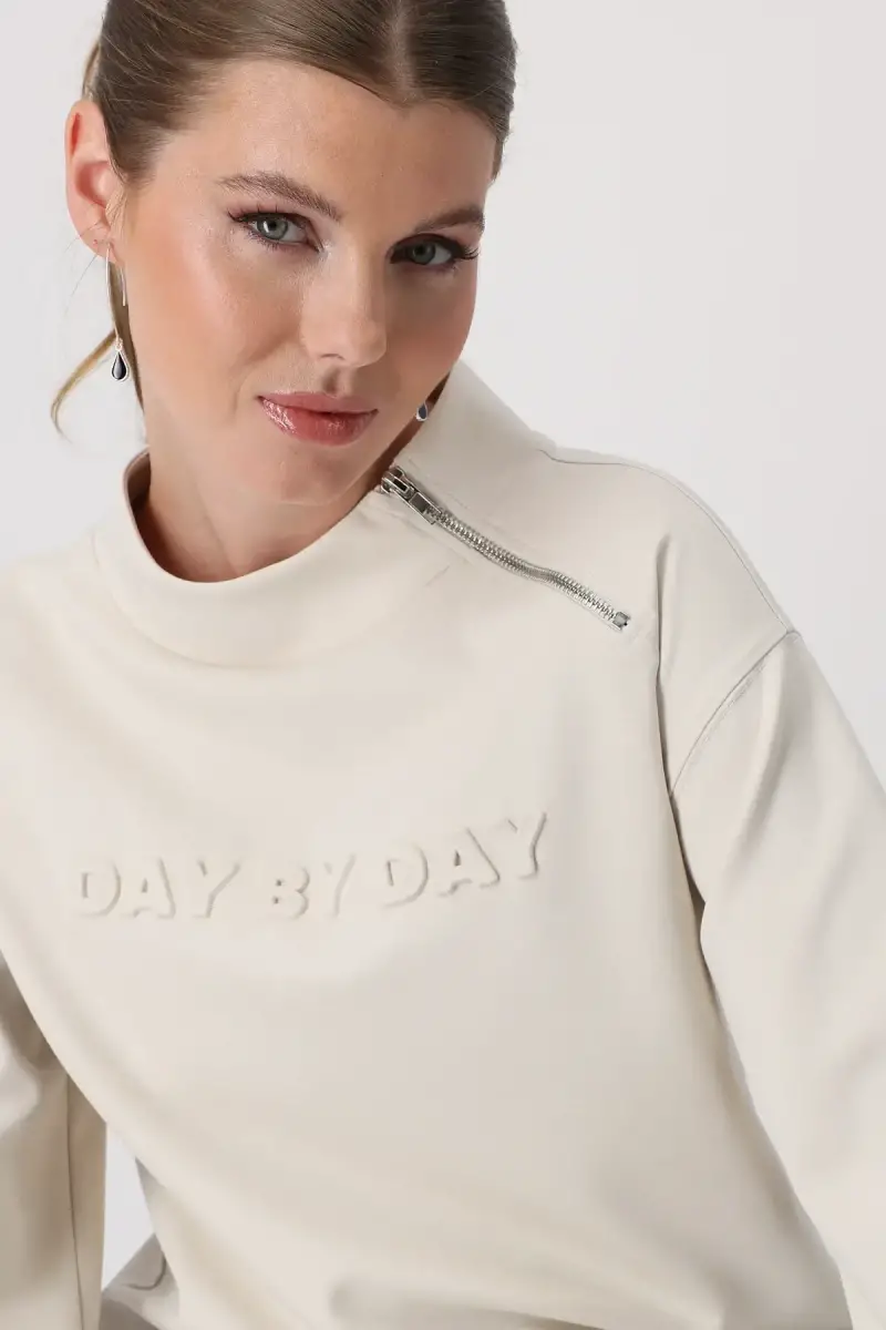 Monari Sweatshirt mit 3D Schrift Neueste Stile