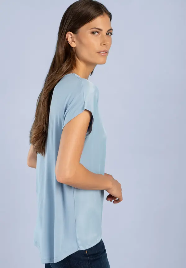 More & More Shirt mit Satinfront, hellblau Neuheiten
