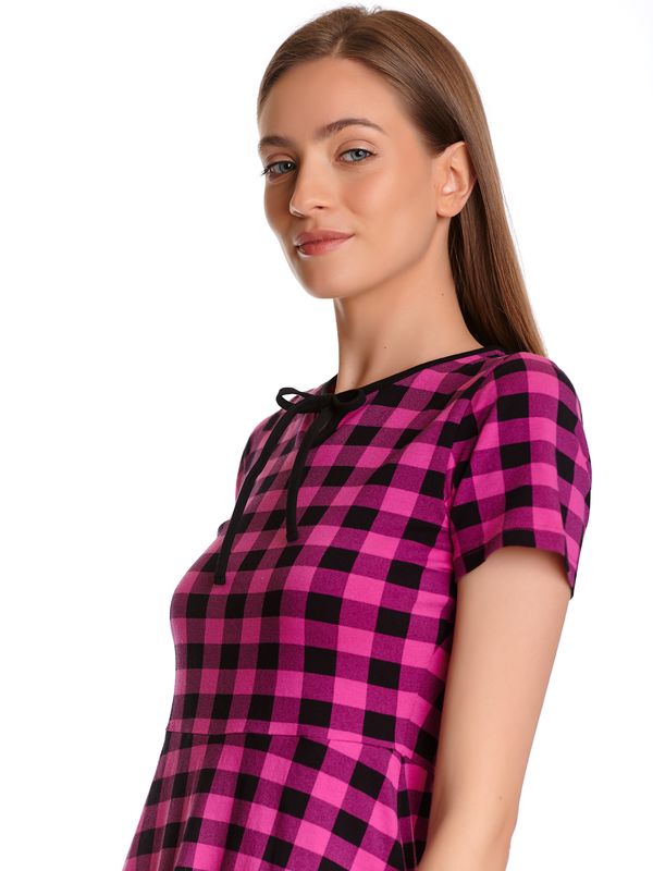 Nastrovje Potsdam Pussy Deluxe Back to 1955 pink checkered Damen A-Linien-Kleid pink allover Heißer Verkauf