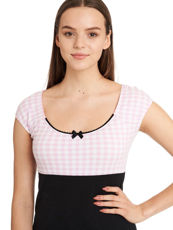 Nastrovje Potsdam Pussy Deluxe Lightpink Plaid Evie Damen T-Shirt schwarz/lightpink Saisonschlussverkauf