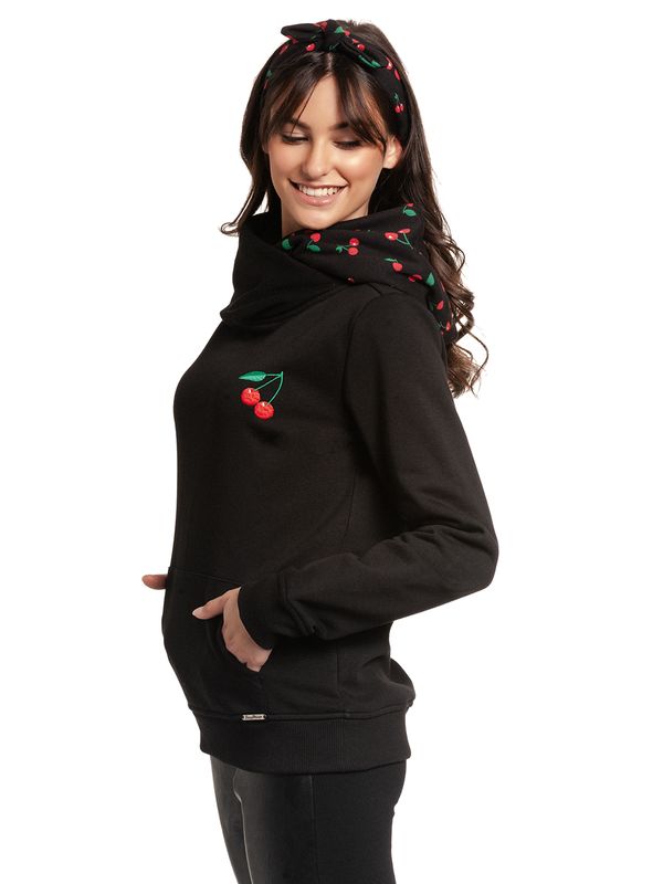 Nastrovje Potsdam Pussy Deluxe Cherries Damen Schalkragenpullover schwarz allover 2025