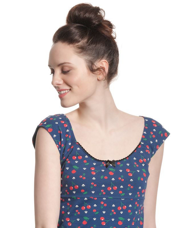 Nastrovje Potsdam Pussy Deluxe Cat Paws & Cherries Damen T-Shirt blau allover Begrenztes Angebot