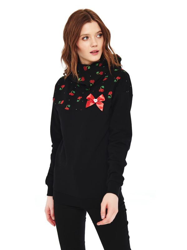Nastrovje Potsdam Pussy Deluxe Cherry Bomb Schalkragenpullover für Damen zollfrei