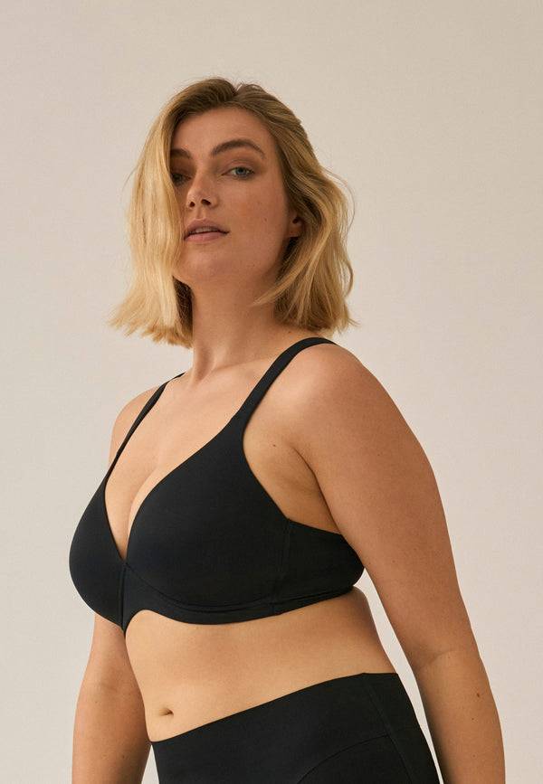 Naturana Bügelloser Soft-BH mit Schale - Schwarz Zeitbegrenzte Promotion