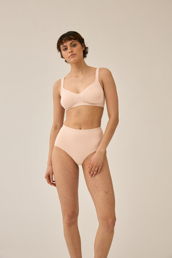 Naturana Minimizer und Side Smoother BH mit Spitze - Light Beige Bis zu 60% Rabatt