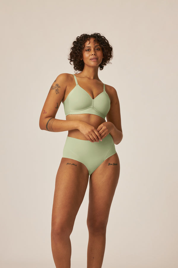 Naturana Soft-BH mit Side Smoother Effekt - Pale Greenshield Sonderangebot der Fabrik