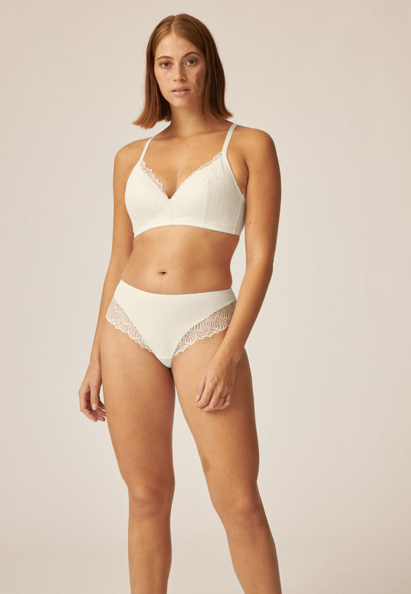 Naturana Soft-BH mit Schale und Spitze - Ecru Im Verkauf