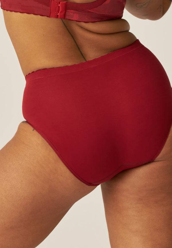 Naturana Minimizer Slip im Blumenmuster - Deep Claret Blitzverkäufe