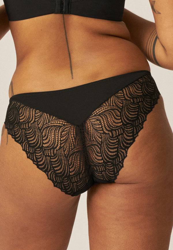 Naturana Slip mit Spitzendetails - Schwarz Versandkostenfrei