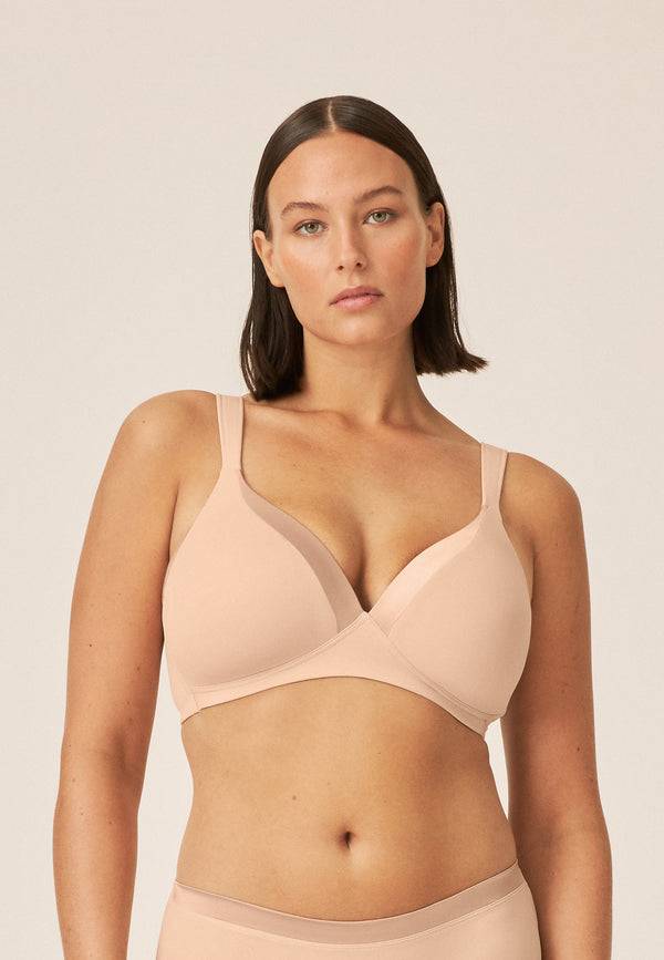 Naturana Bügelloser BH mit Schale und Glanzband - Light Beige Begrenztes Angebot